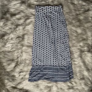 Max Studio Maxi skirt